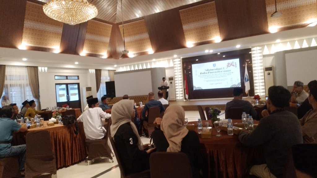 Pj gubenur Babel Bagi THR 50 Juta Dengan Orang- Orang Pilihan Saja