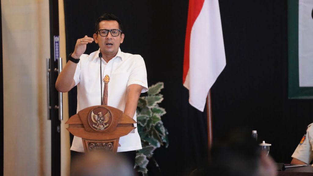 Pj. Wali Kota Ajak Camat dan Lurah Pro Aktif Awasi Peredaran BKC Ilegal di Kota Mojokerto