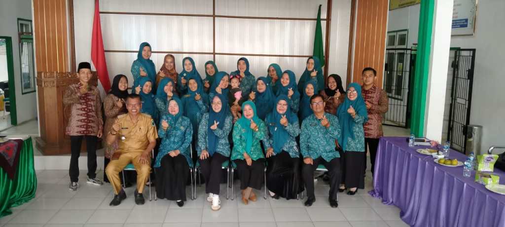 Ketua TP PKK Kabupaten Batang Hari Menghadiri Penilaian Lomba Rumah Bunda Di Maro Sebo&nbsp;ulu