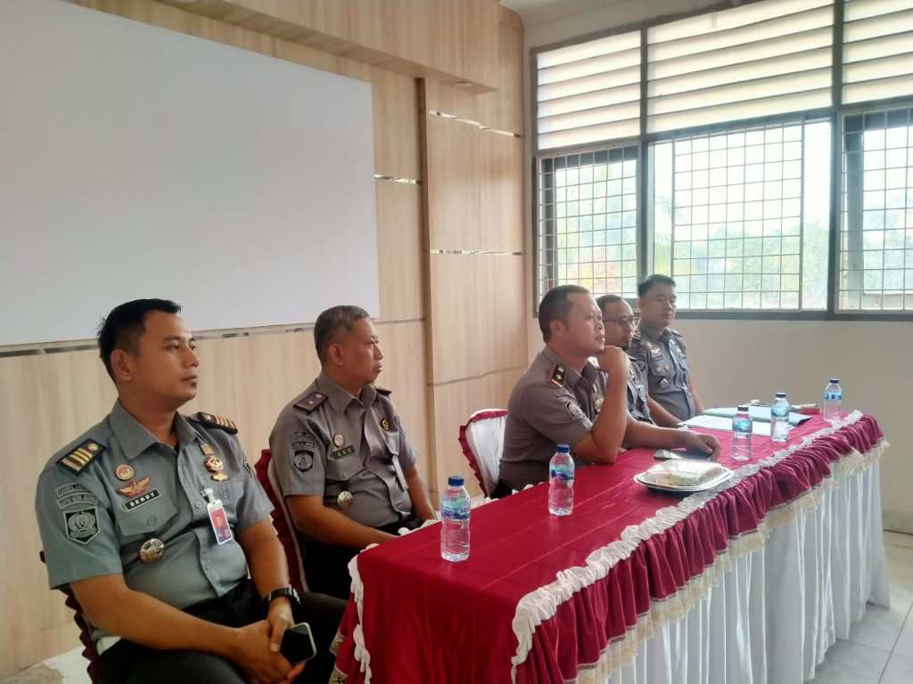 Rapat Dinas Pegawai, Kalapas Kotaagung Tanamkan Tiga Elemen Penting Wujudkan Pemasyarakatan Maju kepada Jajaran