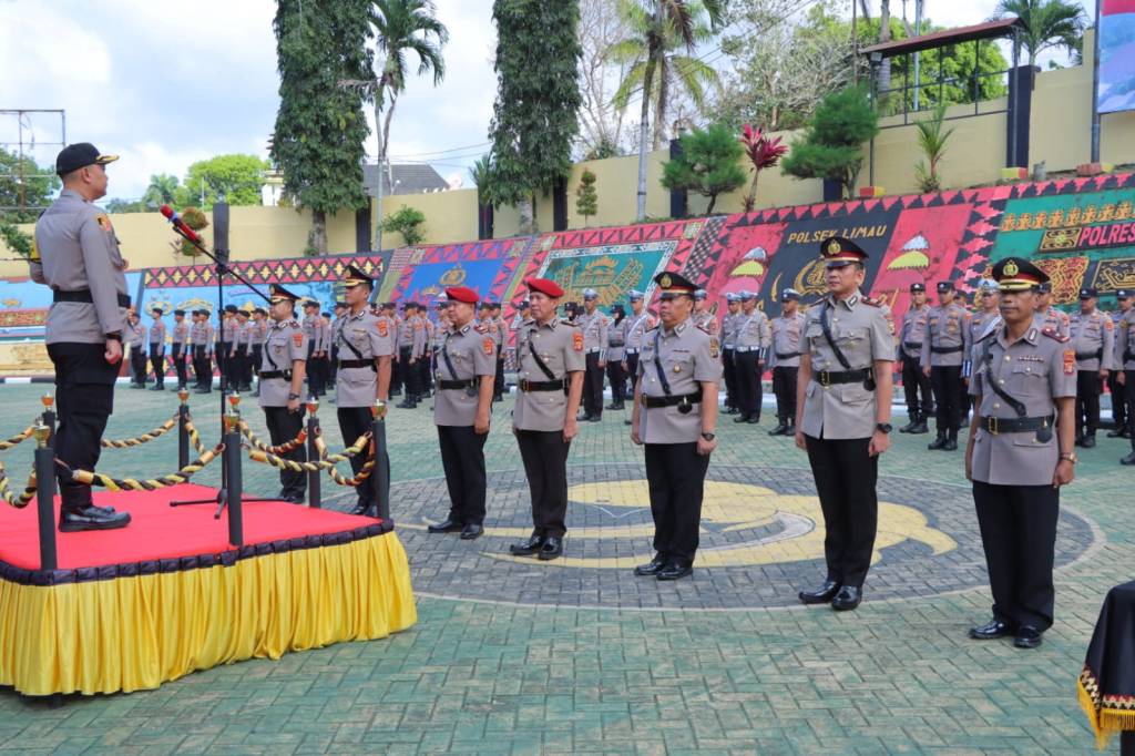 Kapolres Tanggamus Pimpin Sertijab Wakapolres, Kasatresnarkoba dan Kapolsek Pulau Panggung