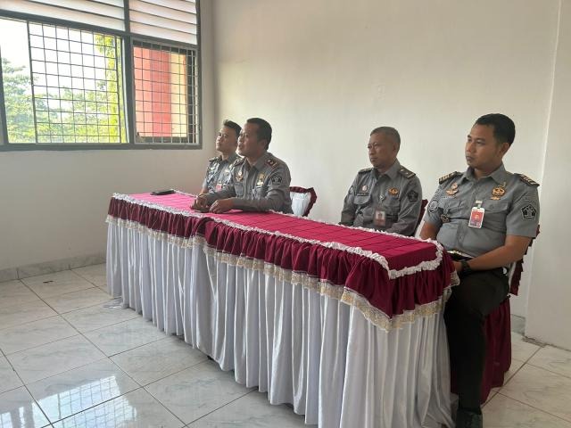 Kalapas Kotaagung Tekankan Optimalisasi Capaian Kinerja, Disiplin Diri, Dan Pilkada Serentak Dalam Rapat Dinas Seluruh&nbsp;Pegawai